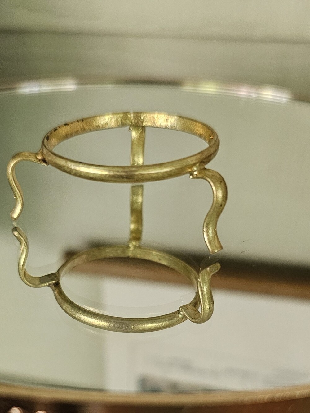 Subtle Smoky Green Scrying (80mm) Crystal Ball w/Gold Stand - Picture 4 of 4